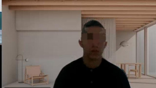 "Ya estamos contentos, fue un año de dolor, ya es suficiente", madre perdona a hijo agresor en Manizales