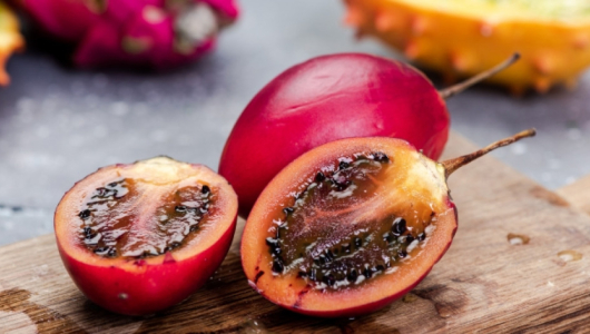 Para qué sirve el jugo de tomate de árbol: 8 beneficios respaldados por la ciencia