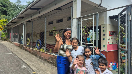 La comunidad educativa que saca un 10 por salvar a su escuela 