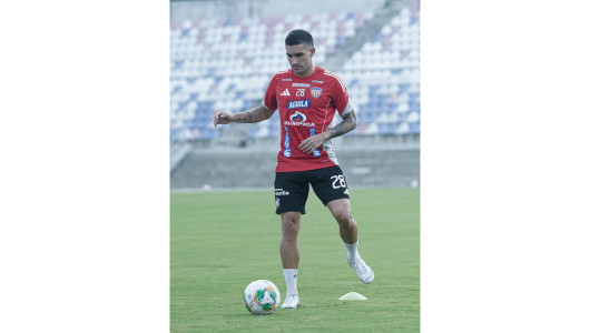 Liga BetPlay Dimayor: Medellín y Junior se enfrentan con el liderato del Bucaramanga como objetivo