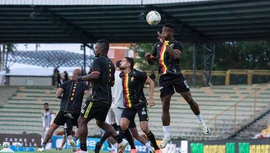 Aumenta la crisis en el Deportivo Pereira: ​La FIFA lo sancionó por incumplir obligaciones financieras