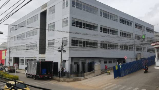 98,99% de avance: casi listos para concluir e inaugurar obras de otro megacolegio en Caldas