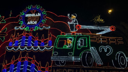 La Navidad cobra vida en Medellín con alumbrados, fantasía y tradiciones: 8 millones de luces encendidas