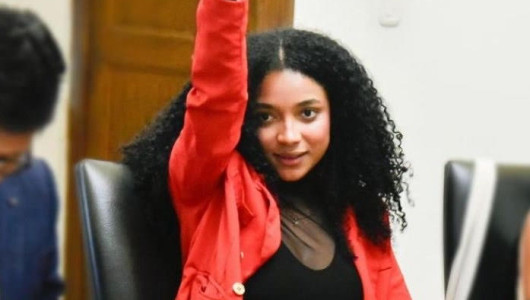 Denuncian que universidad dio títulos irregulares a 24 contratistas 