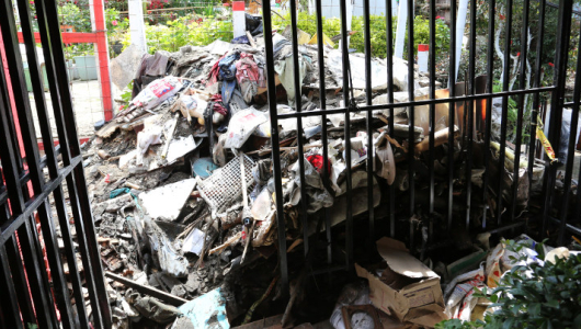 "Para mí él quería matarnos a nosotros también", dice afectado por incendio en Manizales 