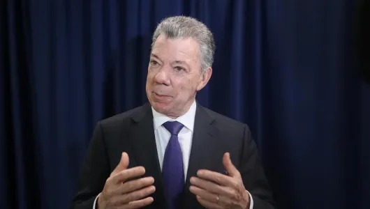 Expresidente Juan Manuel Santos pide respeto al derecho internacional tras ataque de EE.UU. a Venezuela