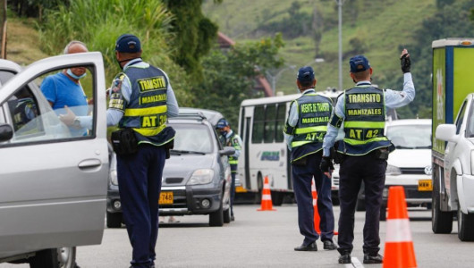 Se iría a juicio en Manizales tras amenazar a agentes de tránsito con una navaja durante control vehicular