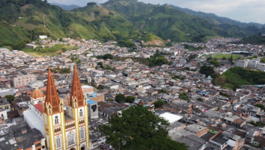 Este municipio de Caldas está de fiesta: así celebrará sus 169 años con desfile, música y grandes conciertos