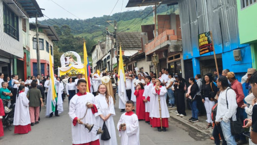 La Perla del Oriente concluyó la Semana Santa con dos actos de fe que recordaron la victoria de Jesús