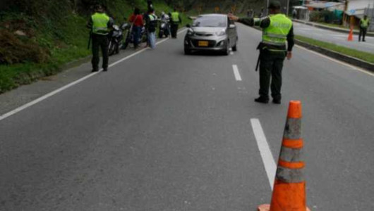 Procedimiento policial en municipio de Caldas genera polémica: ¿qué sucedió realmente?