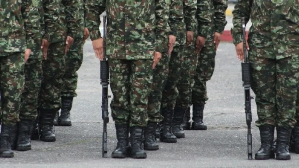 Al oficial lo retiraron del cargo tras la supuesta agresión sexual.