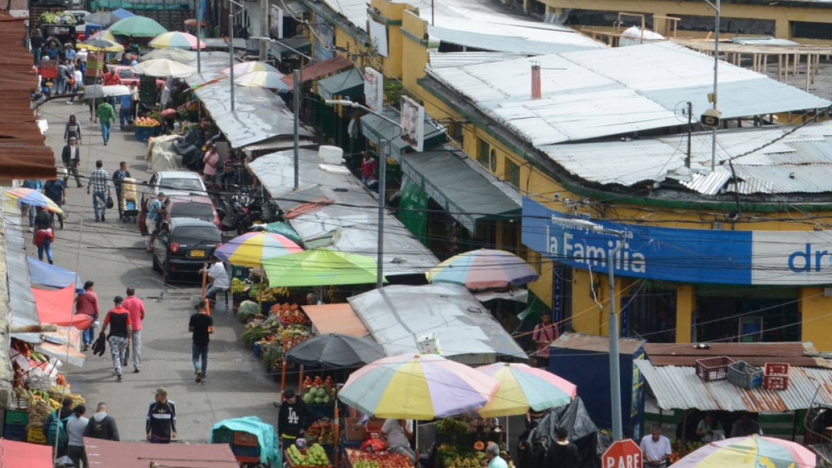 La Alcaldía estima que la reomdelación completa de la Galería valdría $120 mil millones. La Administración cuenta con $50 mil millones del Plan de Desarrollo 2024-2027. Las mejoras iniciales se harían en los pabellones 1 y 4.