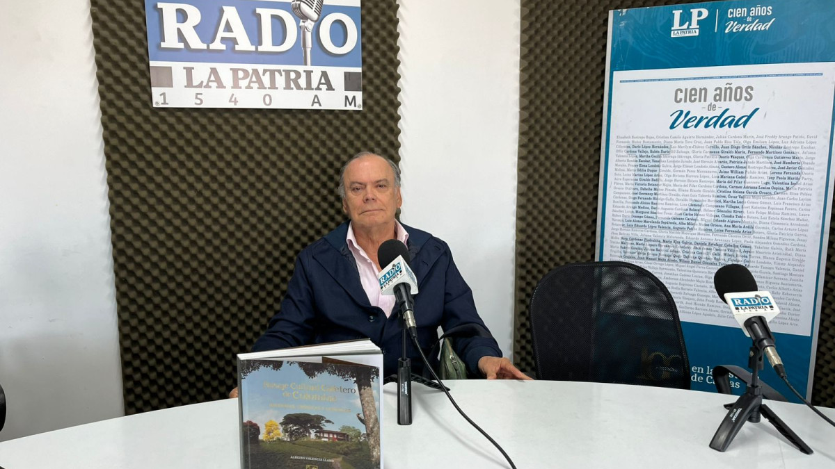El historiador Albeiro Valencia Llano, autor del libro Paisaje Cultural Cafetero de Colombia. 