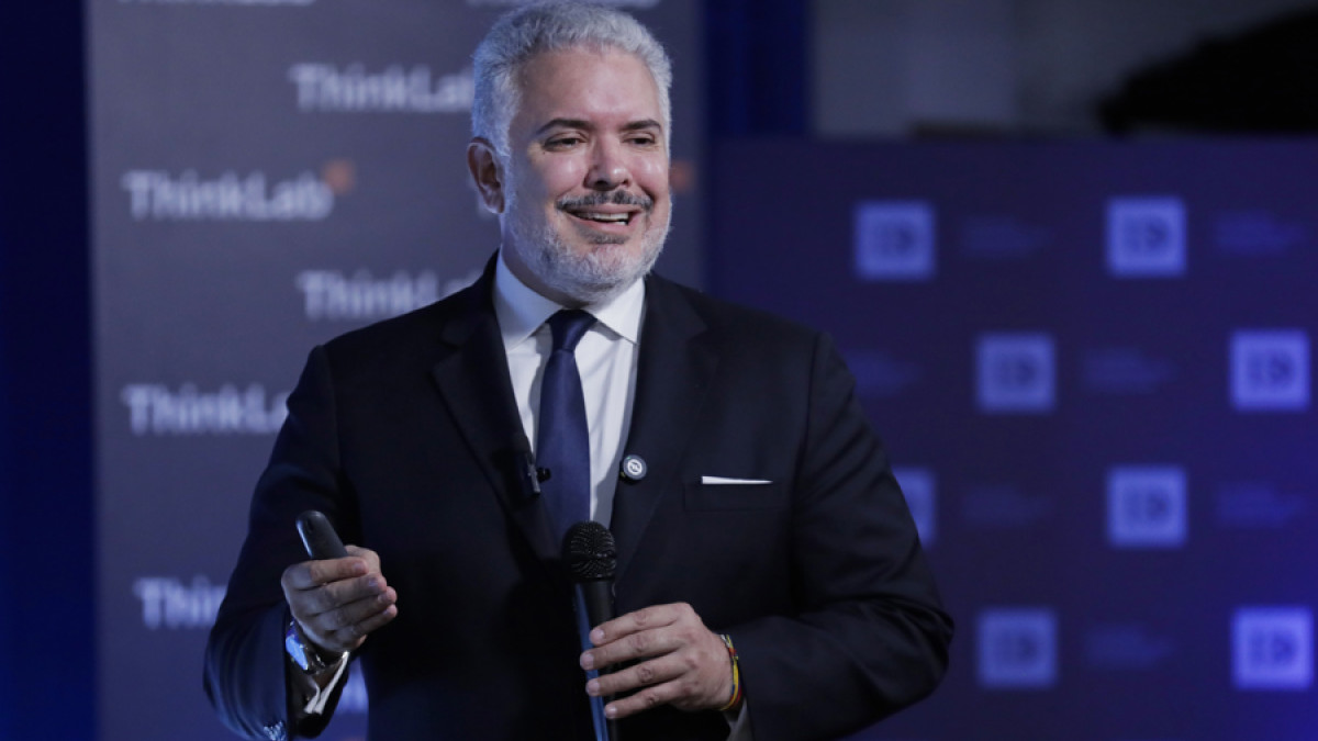 El expresidente colombiano Iván Duque habla durante la presentación de su libro 'Fuerza y verdad', este miércoles, en Bogotá (Colombia).