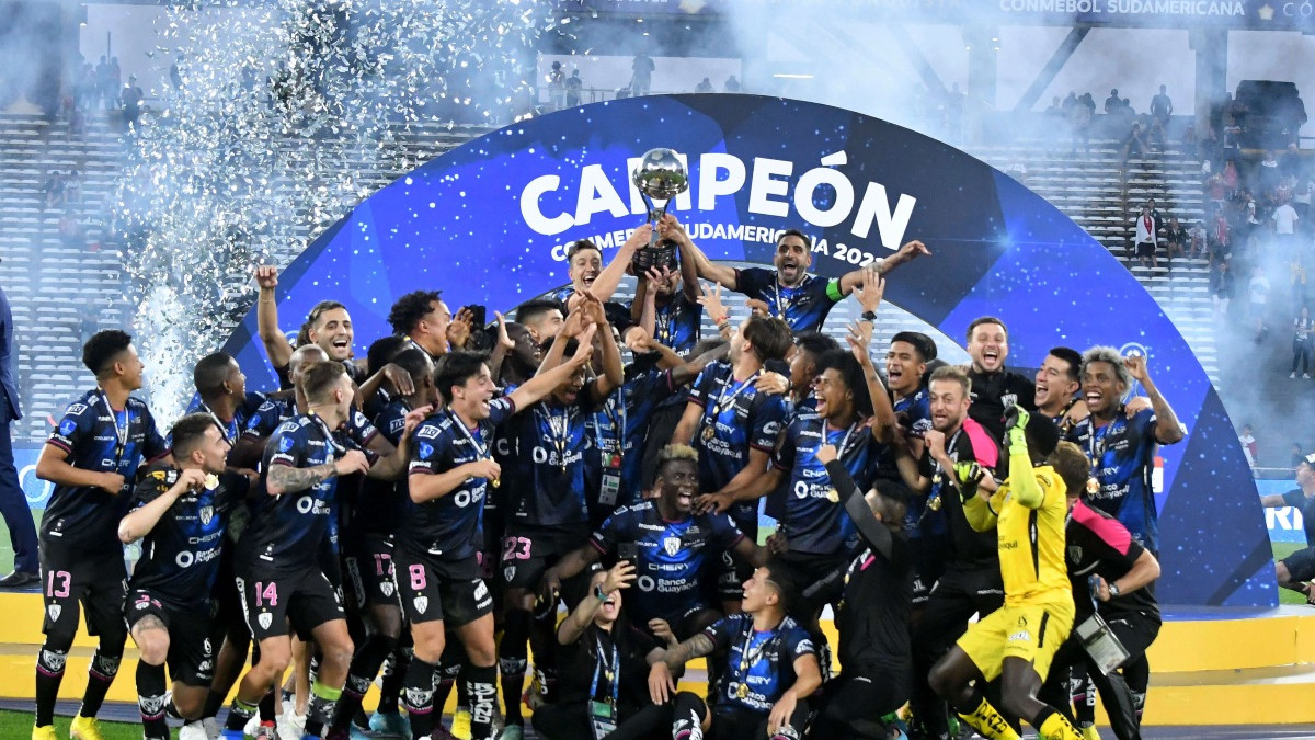 Independiente del Valle, bicampeón de la Copa Sudamericana, ha perdido en las cuatro ocasiones en las que ha jugado en Colombia. En su quinta visita se enfrentará al Once Caldas en Manizales.