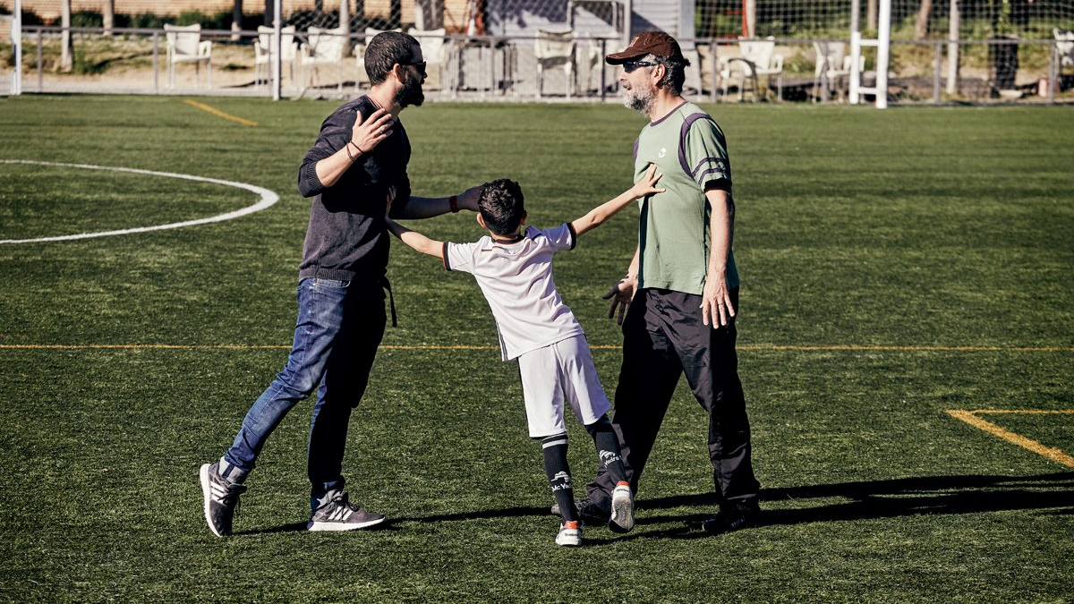 ¿Por qué la Liga de Caldas propone sancionar a padres de futbolistas?