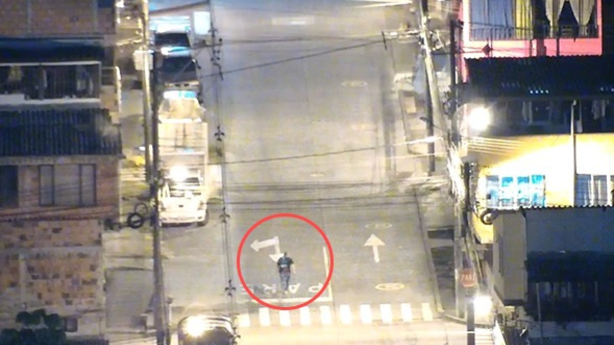 El capturado tenía en su poder el arma que disparó y cinco cartuchos.