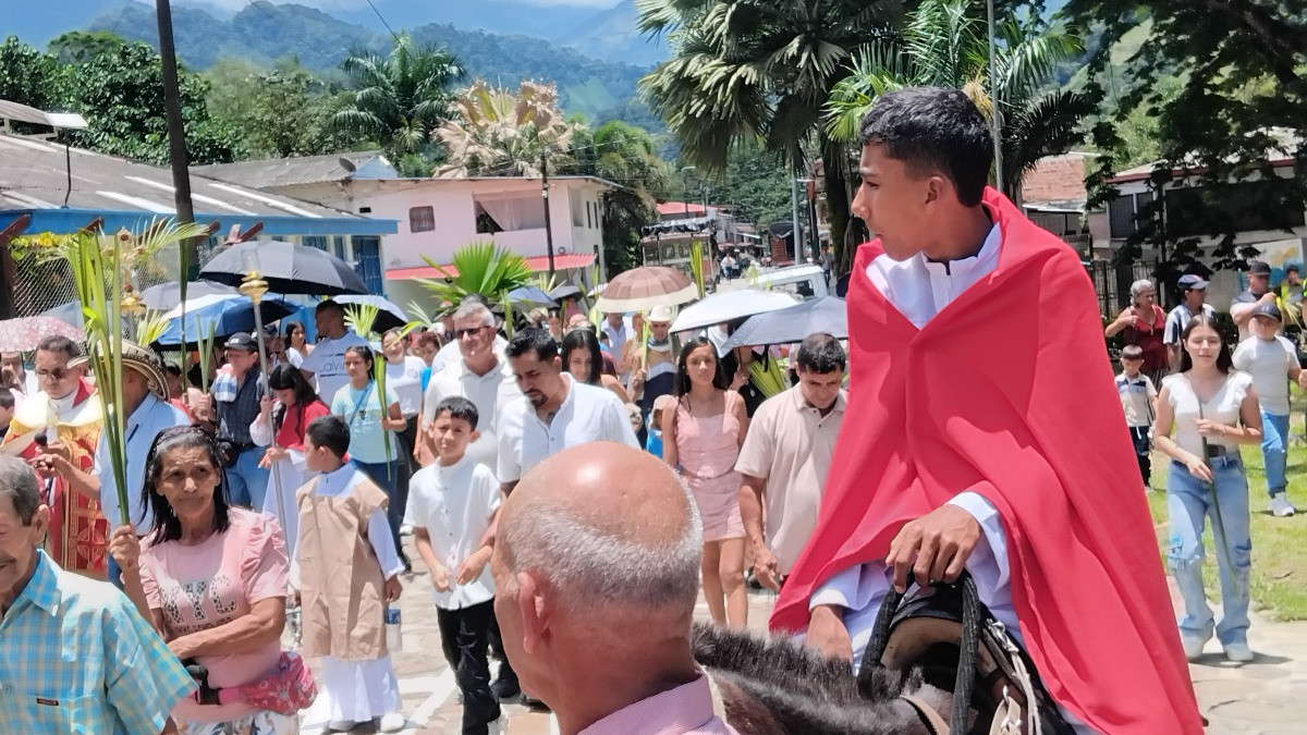 Pueblo Nuevo (Pensilvania, Caldas) vivió este domingo (29 de marzo) la pasión de Cristo, donde se recuerda la entrada triunfal de Jesús a Jerusalén.