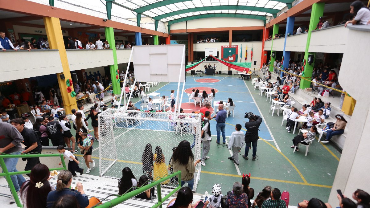 Así celebrará Bosques del Norte sus bodas de plata en las calles del barrio