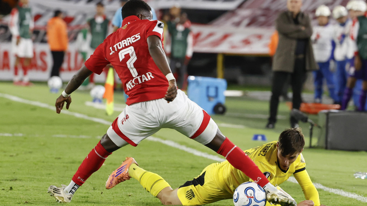 Independiente Santa Fe no le hace daño a Peñarol de Uruguay y empata su primer partido de Copa Libertadores