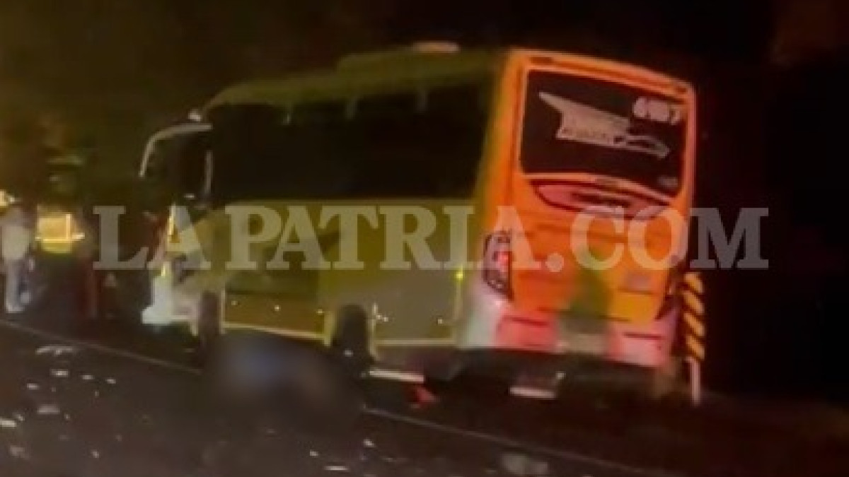 El motociclista se movilizaba por el sector de El Tangelo, en Supía, cuando colisionó con el bus de Empresa Arauca.