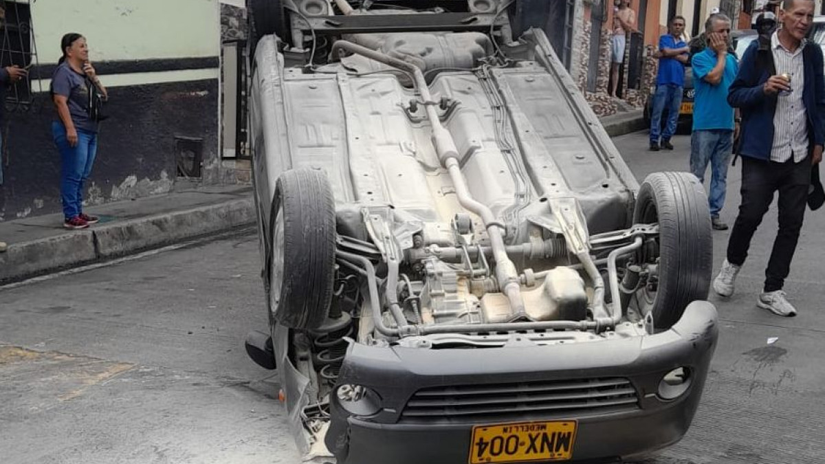 El conductor manifestó que el vehículo se habría quedado sin frenos.