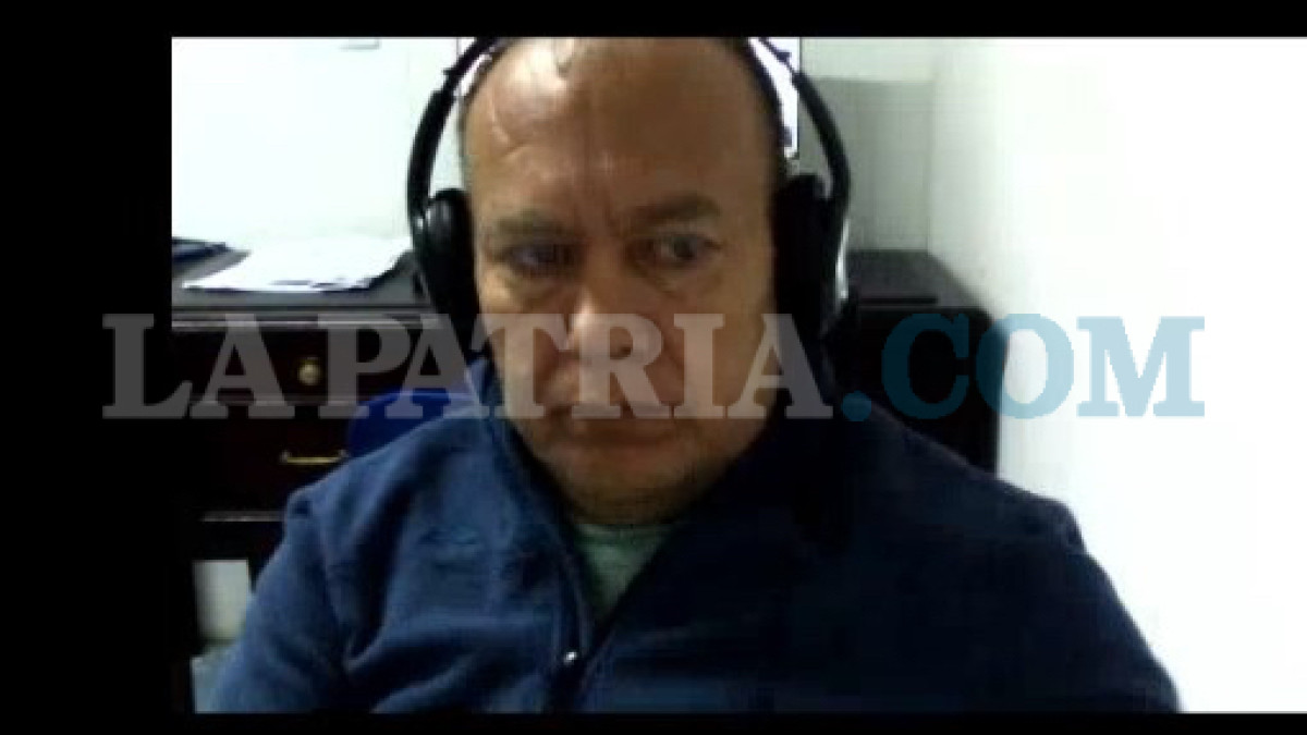 Fotos| LA PATRIA  Juan Carlos Martínez Rodríguez, el Hombre del Maletín o el Enfermero, se entregó en Bogotá el 9 de mayo del 2024. Era la mano derecha del fallecido exsenador caldense Mario Castaño. Acá, en la audiencia donde se avaló el preacuerdo.