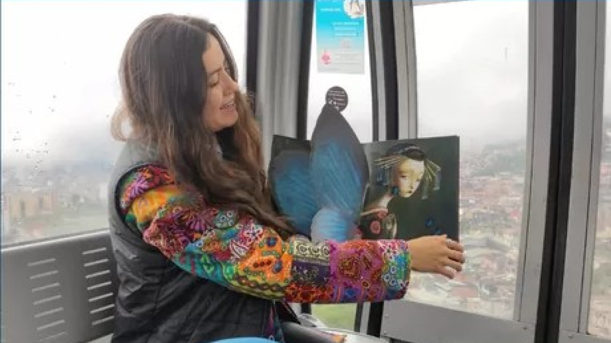 Conozca la iniciativa Lectura Aérea del Banco de la República de Manizales, promueven la lectura entre los pasajeros del cable aéreo de Manizales.