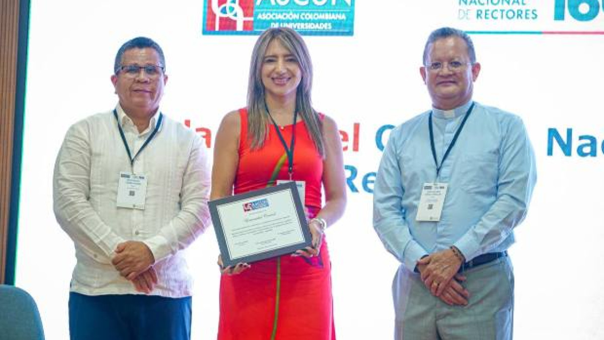 Fotos I Cortesía U. Central I LA PATRIA  La manizaleña Paula Andrea López es la rectora de esta Universidad, que cumple 60 años de formación en educación superior a miles de colombianos.