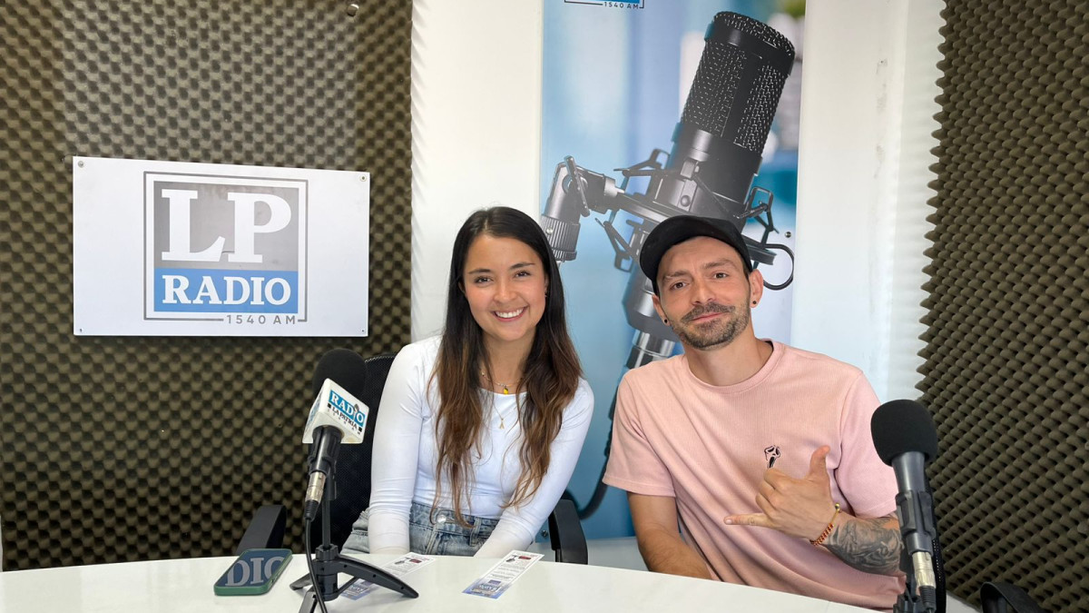   Juana Valentina Bustos, y Andrés Felipe Buitrago, integrantes de la Universidad Intergeneracional. 