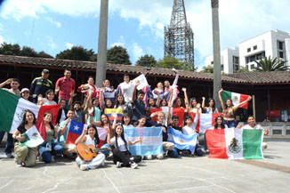 El programa Manizales Campus Universitario y el Sistema Universitario de Manizales dieron la bienvenida a 38 estudiantes internacionales que llegaron a la ciudad para un intercambio académico. Provienen de México, España, Perú, Chile, Argentina y Ecuador. Esta estrategia va encaminada a posicionar a Manizales como un destino académico internacional.