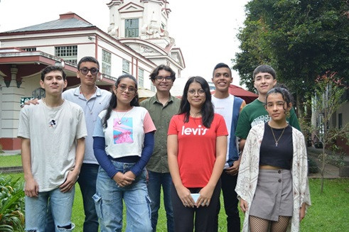 Estudiantes de grados 10.º y 11.º de La Dorada, Anserma, Belalcázar, Pensilvania y Viterbo; con un promedio igual o superior a 4 o 5 en materias como matemáticas, química, biología, física e informática y que tienen certificación B1 en inglés son los preseleccionados por Caldas para viajar a Japón en diciembre al programa de intercambio científico Sakura. Es una alianza entre Minciencias y la Agencia de Ciencia y Tecnología Japonesa, a través del programa Ondas que busca promover las vocaciones científicas 