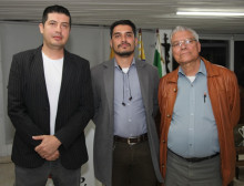 Carlos Arturo Castañeda, Jhonatan Ruiz y Antonio Franklin Muñoz.