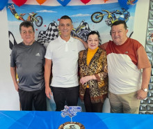 Jorge Escobar Franco junto a su madre y sus tíos.