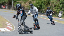 Las patinetas también ponen el ritmo en la Feria de Manizales