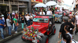Rodaron por la la tierra del Café las aspirantes al Reinado Internacional 
