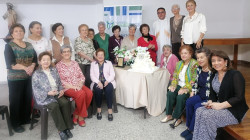 Voluntariado de la Fundación Cruzada Social: Cecilia Cardona De Ramírez, Consuelo Montoya De Salazar, Delia Rivera De Gutiérrez, Margarita Aristizábal De Trujillo, Adiela Gómez Velásquez, Herenia Alzate De Gómez, Estela Lagos M., Mónica Giraldo Mejía, María Teresa Agudelo, presbítero Hernán Ramírez Ríos, Luz López De Agudelo, Beatraiz Palacio Vargas, Martha González, María Helena Uribe, María Eugenia Urrea, Martha Duque Alzate, Olga Lucía Duque R., Luz Amparo Duque y Graciela Aristizábal.