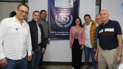 Wilson Henao, Julián Salgado, Maurcio Sánchez, Lorena Quiceno, Álvaro Agón, Duván Zuluaga y Silvio Marín.