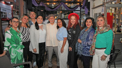 En Ágora Café Libro se realizó Mujer Poesía, un espacio para celebrar la voz y la fuerza de la mujer a través de la poesía