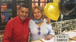 Doble celebración para Humberto Iglesias y Luz Amparo García en Buffalo Republic