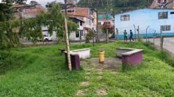 Comunidad recupera parque de Los Naranjos en Anserma