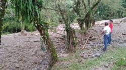 Hay cierres viales en Pácora y La Merced debido a deslizamientos de tierra