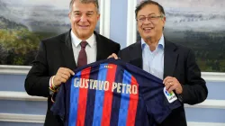 Petro le propone al presidente del Barcelona que establezca una academia en Colombia