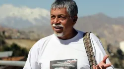 Muere el profe Moncayo, el caminante por la paz