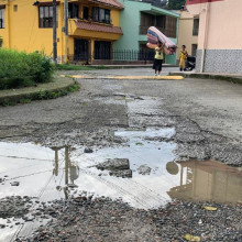 Años esperando que arreglen la glorieta cerca a la entrada de la Normal de Anserma
