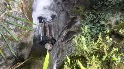 Vehículo cayó a quebrada en el sector Petaqueros-Guarinó, en la vía a Manzanares