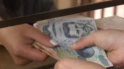 Vivía en un hotel y prestaba dinero a nombre de docentes caldenses: condenado