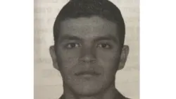 Extorsionó y dejó su número personal para que le notificaran el pago