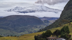 "Una erupción del Ruiz no es inminente": Servicio Geológico Colombiano