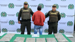 Capturan a un hombre con cuatro kilos de marihuana en La Estrella (vía Manizales - Neira)